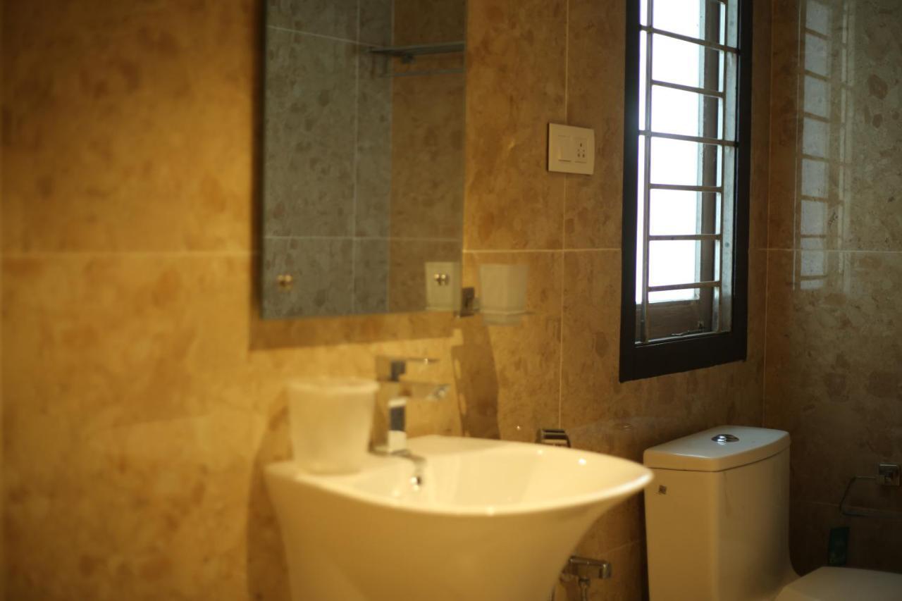 L. R Residency Hotel Канчипурам Екстериор снимка